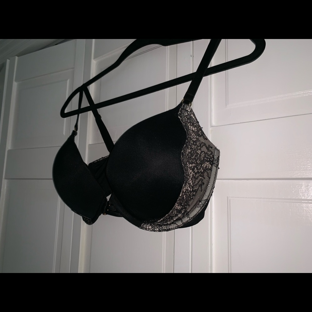 Victoria’s Secret Very Sexy Plunge 34DD NWOT